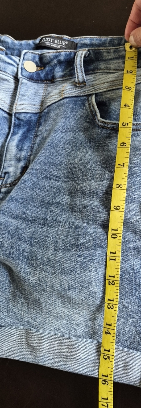 Judy Blue Twice As Much Full Size Run Two-Tone Yoke Shorts 1XL - Picture 12 of 12
